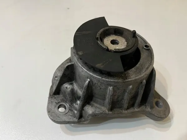 Mercedes Motorsteun OEM A4472410213 Linkerkant image 2