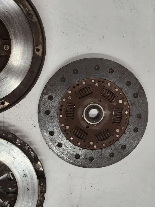 Kit de embreagem Volkswagen PASSAT B5.5 038141032Q image 4