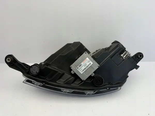 LÂMPADA XENON DIREITA DIANTEIRA SKODA RAPID 5JA LIFT image 5