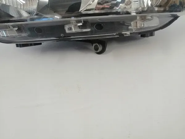 Lanterna esquerda VW T5 Lift image 4