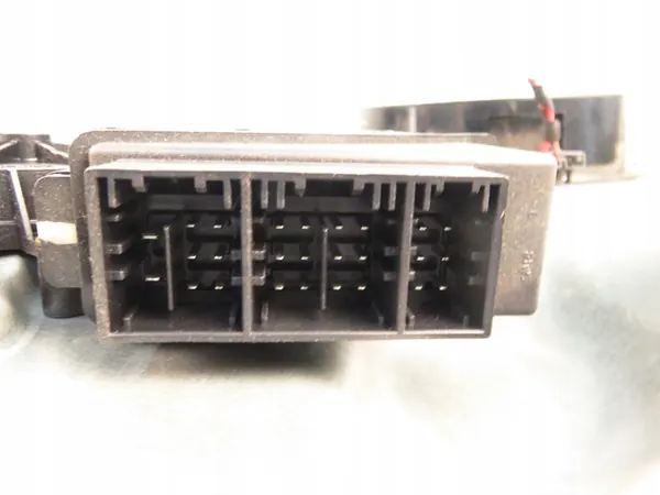 VW POLO IV 9N Motor de janela dianteira direita 6Q2959801A image 8