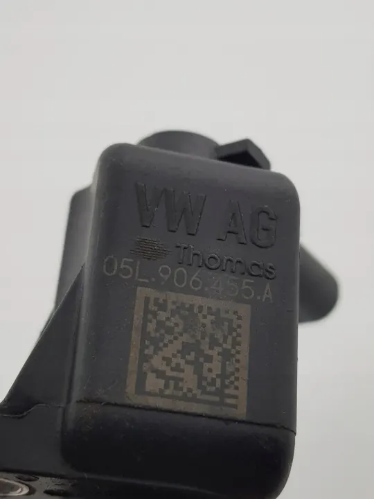 Válvula control presión aceite OEM 05L906455A - Usado image 4
