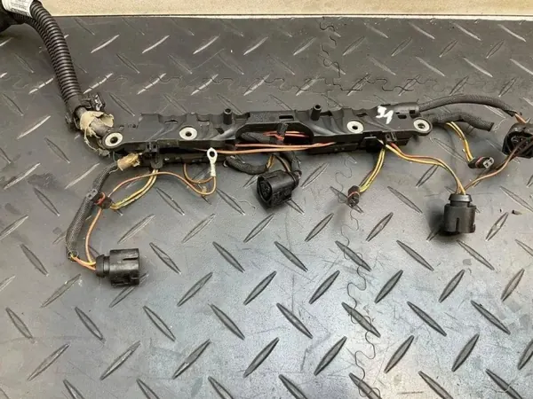 BMW 5 (F10) Tuberías inyectoras 7621082 4.4L 2015 image 3