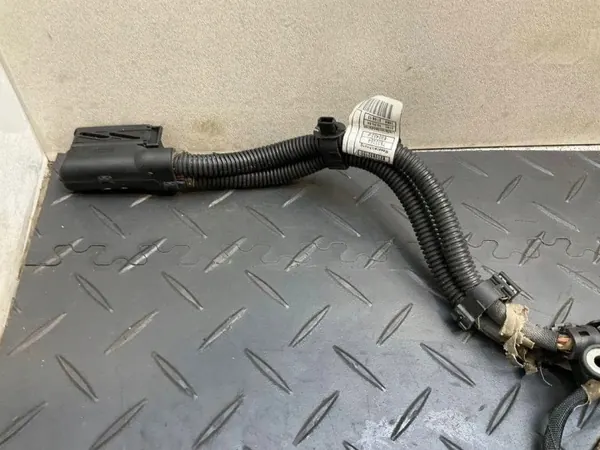 BMW 5 (F10) Tuberías inyectoras 7621082 4.4L 2015 image 4