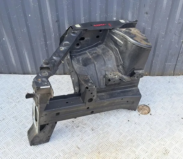 Nissan Qashqai II J11 2013+ Oikea Etupontti OEM image 2