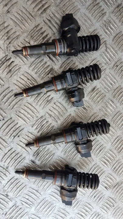 Scheibenwaschpumpe OEM 038130073AK für VW Sharan image 8