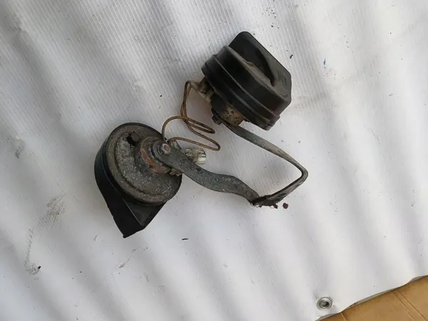 Buzina PEUGEOT 3008 II 9815870780 image 2