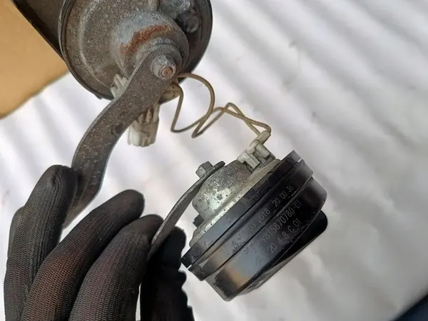 Buzina PEUGEOT 3008 II 9815870780 image 4