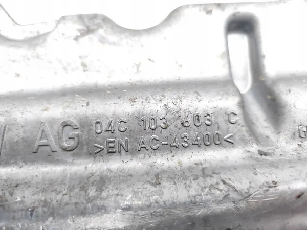 VW Polo Oljetunna 1.0 Bensin 44kW 2016 04C103603C image 6