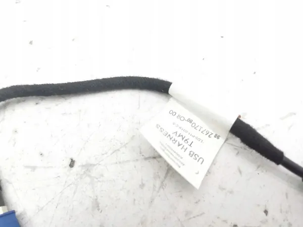 Peugeot 308 USB-uttag OEM 9826717080 - Begagnad image 6