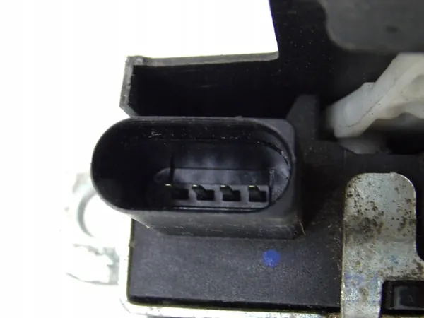 Baklucka Lås Mekanism VW Touran 2003-2014 OEM image 3