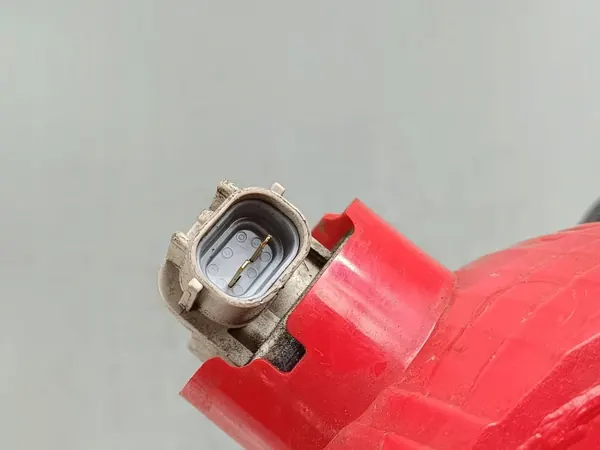 Luz parachoques trasero Kia Stonic OEM 92406E8SE0GN image 10