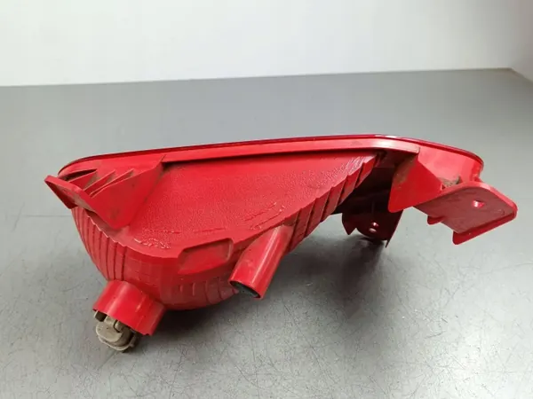 Luz parachoques trasero Kia Stonic OEM 92406E8SE0GN image 7