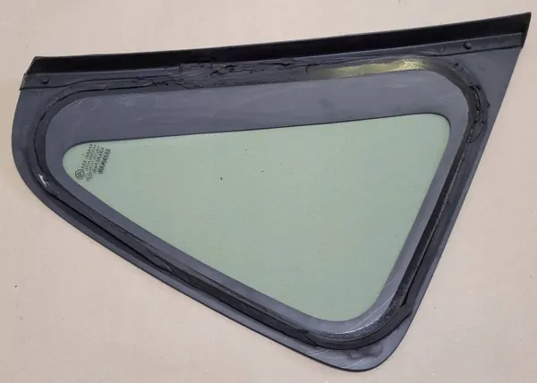 Oikea takakorilas OEM 8200120 Renault Scenic II:lle image 5