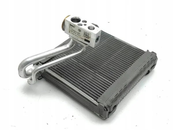 Núcleo calefactor A/C Audi A1 2023 OEM 2Q2816103A image 5