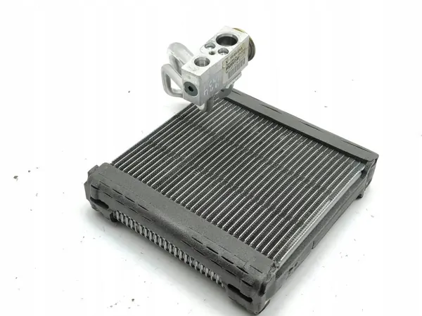 Núcleo calefactor A/C Audi A1 2023 OEM 2Q2816103A image 6