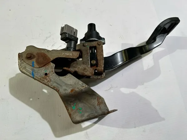 Justerbart bromspedal OEM 8173817 Ford F150 2009- image 7