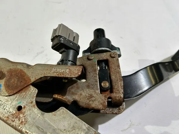 Justerbart bromspedal OEM 8173817 Ford F150 2009- image 8