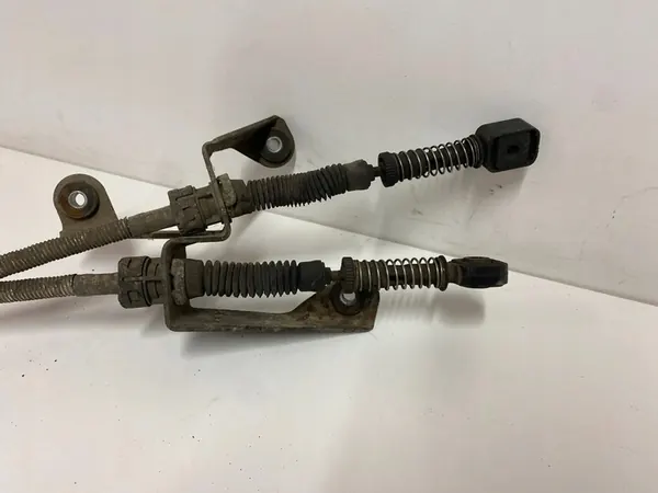 Versnellingspook Volkswagen Golf V 1K0711266M image 10