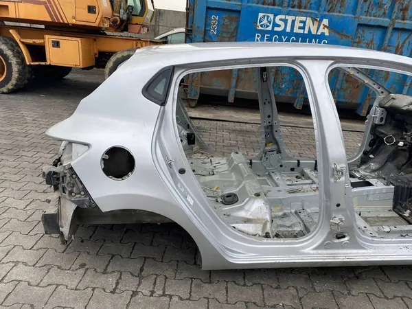 Rear Quarter Panel Renault Clio IV image 2