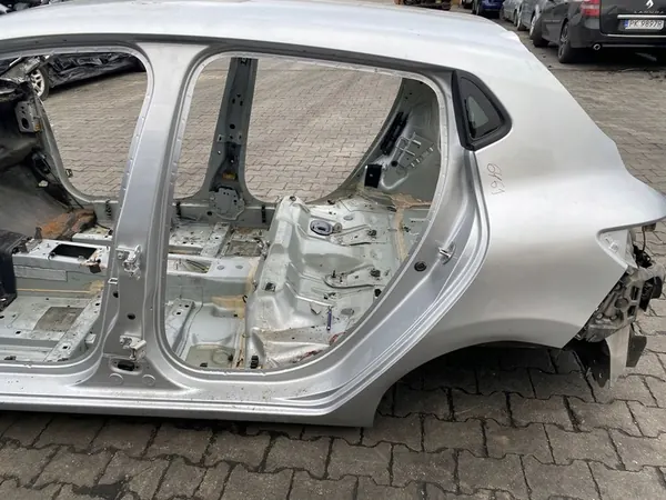 Rear Quarter Panel Renault Clio IV image 6