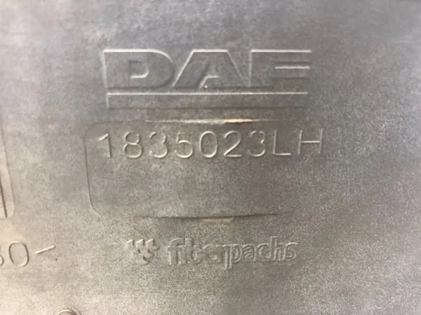 DAF XF Vasen Ohjaamon Portaat OEM 1835023LH - Käytetty image 7