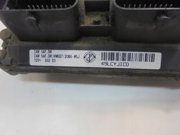 FIAT PANDA II 1.1 Moottorin Ohjausyksikkö 55193434 image 2