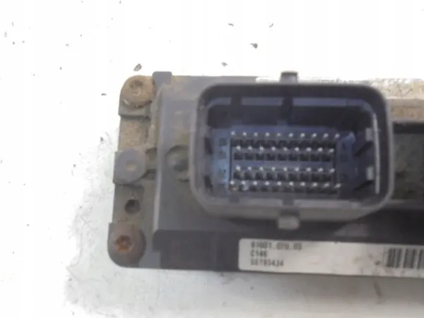 FIAT PANDA II 1.1 Moottorin Ohjausyksikkö 55193434 image 6