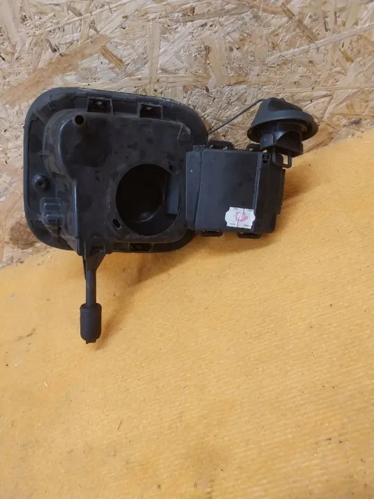 Trappe à carburant OEM 781208860R pour Renault Captur I image 4