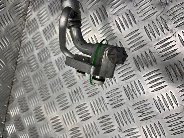 Ilmastointiputki BMW 1 F20 3 F30 OEM 9337134 9337127 image 2