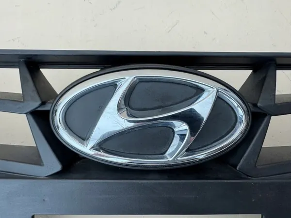 Grille de pare-chocs avant Hyundai I20 OEM 86365-Q0000 image 5