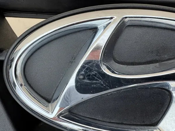 Grille de pare-chocs avant Hyundai I20 OEM 86365-Q0000 image 6
