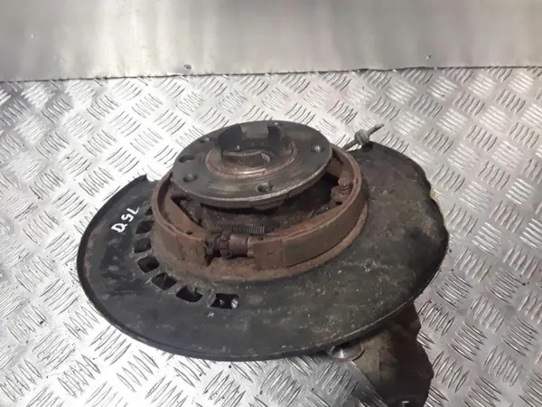 Begagnad Audi OE bakre höger hjulnav 7L8505436 image 2