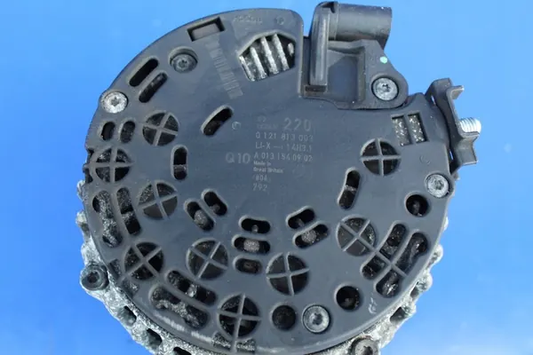 Alternaattori OE Mercedes W221 A0131540902 image 4