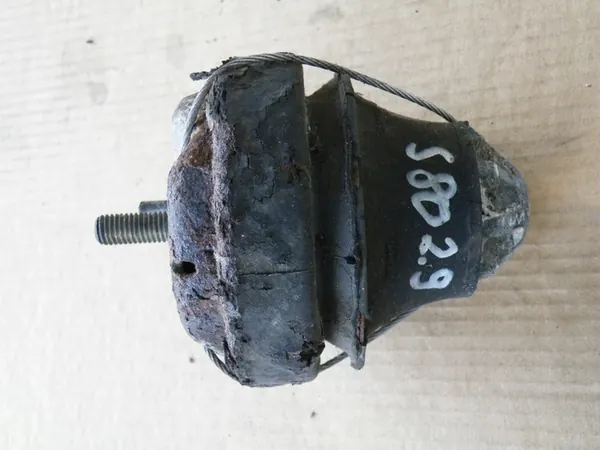 Volvo S80 I 2.9 T6 Moottorin Kiinnike 9485551 image 4