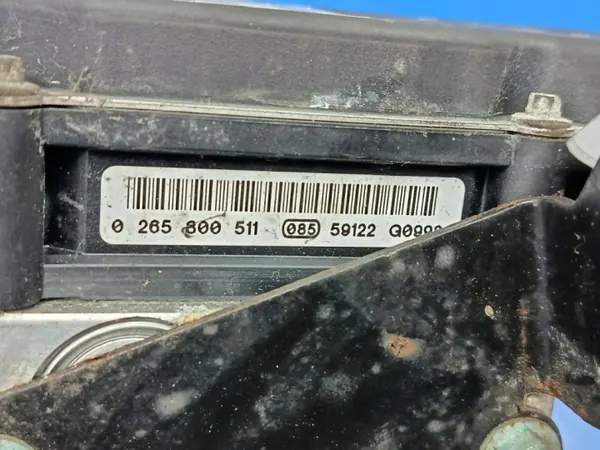 Pompe ABS VW Polo 9N OEM 6Q0614117S Occasion image 6