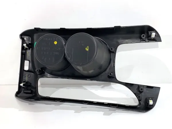 Bekerhouder OEM BJS7-64431 voor Mazda 3 BM Sedan image 4