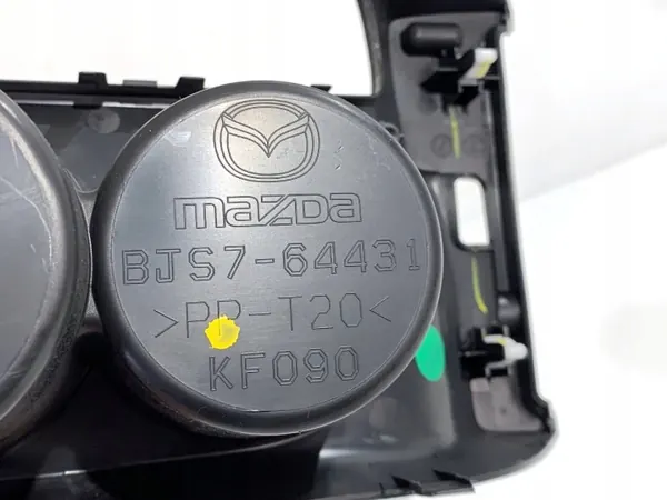 Bekerhouder OEM BJS7-64431 voor Mazda 3 BM Sedan image 5