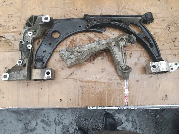 Barra Stabilizzatrice Anteriore VW Golf V 2006 1.4 TSI image 5