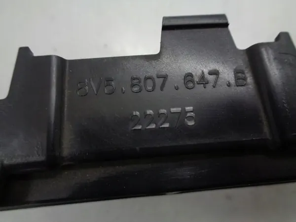 Audi OE 8V5807647B rejilla, parachoques image 3