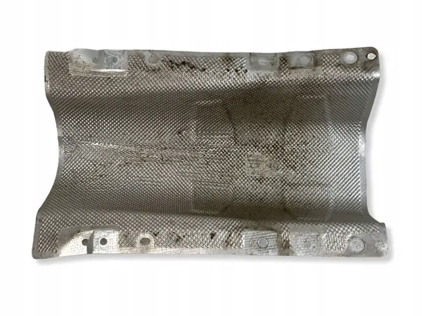 Volvo XC40 I Escudo térmico túnel central OEM 31694866 image 2