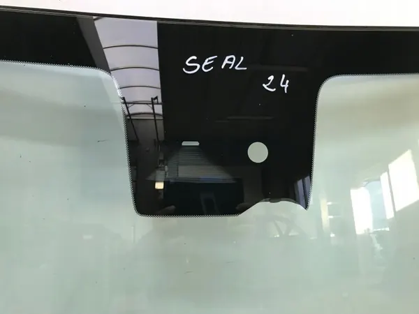 BYD SEAL 2024 voorruit OEM CZOŁOWA met sensor image 3