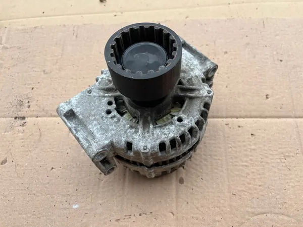 Vaihtovirtageneraattori Volvo XC60 3.0 T6 2008-2016 0121715009 image 5