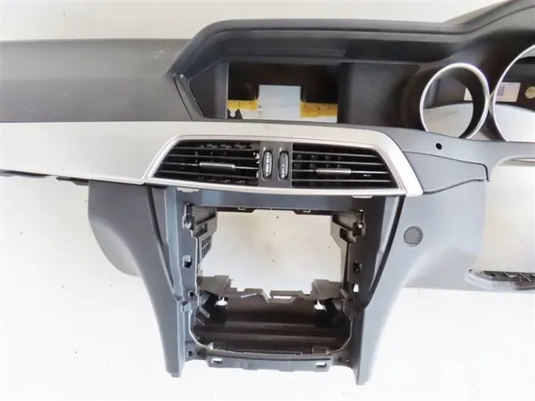 Salpicadero OEM 2046805887 para Mercedes Clase C W204 2011-2014 image 3