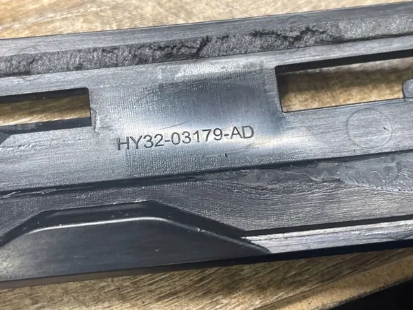 Junta do para-brisas Discovery 5 Land Rover OEM HY3203179AD image 5