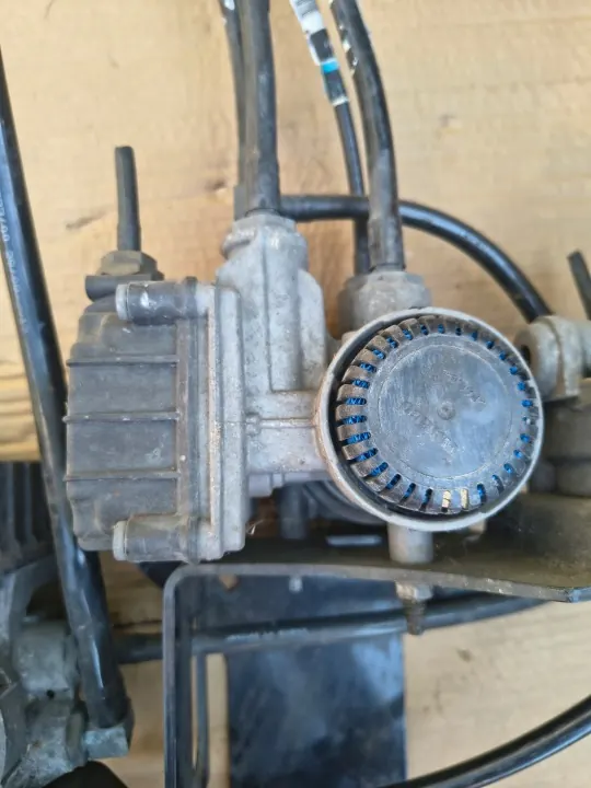 WABCO EBS Valve 4802040310, DAF 1747137 image 2