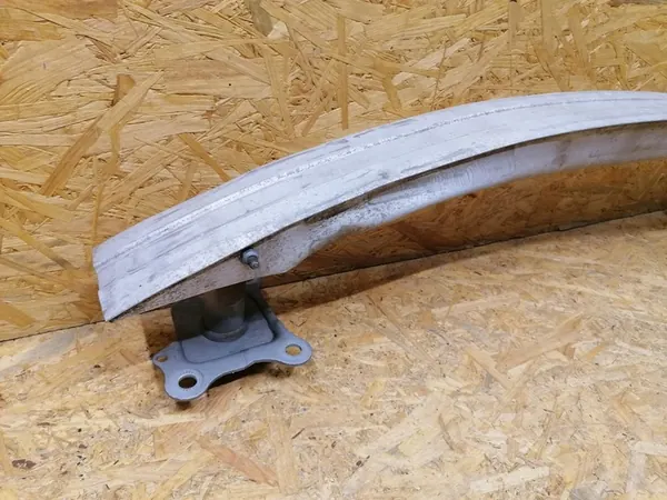 Etupuskuri Audi TT 8N 1998-2006 image 2