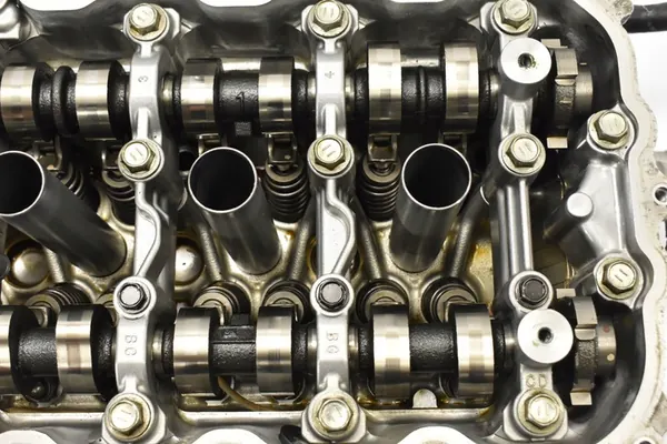 Camshaft Cover 11101-49526 Toyota Yaris III P13 1.5 VVTI image 4