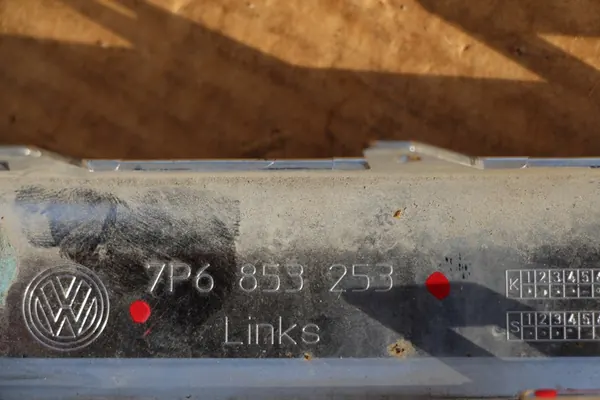 VW Touareg II Etupuskuri Trim Vasen Kromi 2014-18 OEM image 5