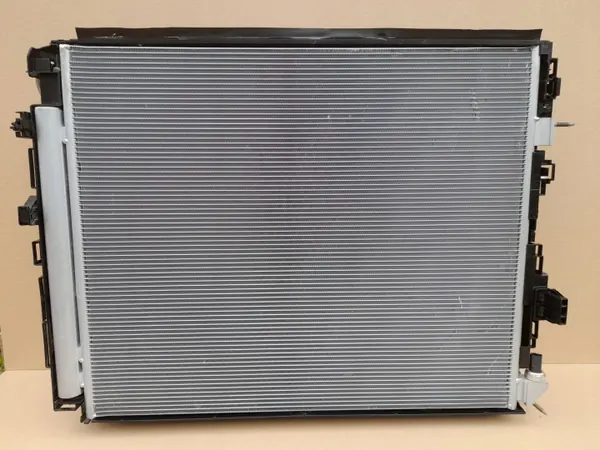 Jäähdytin-sarja OEM A1679069106 Mercedes G-luokka W463 image 4